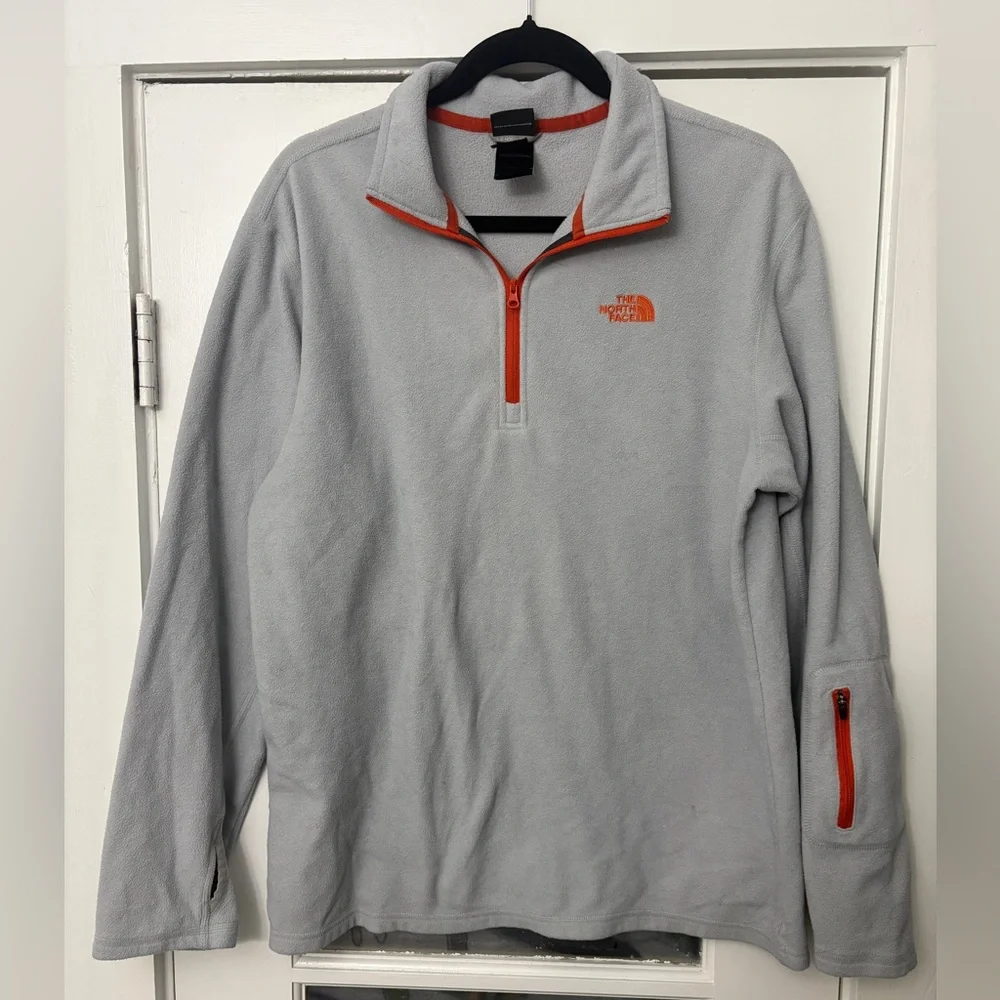 The North Face Light Gray and Red Fleece Pullover